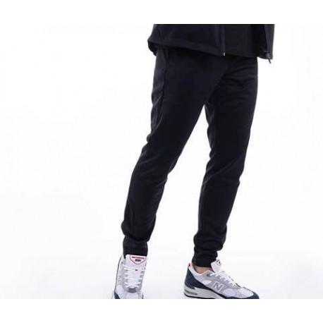 New Balance spodnie dresowe męskie EMP9040BK